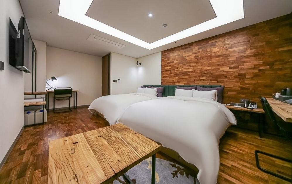 Yeoubi Hotel Changwon Exterior foto